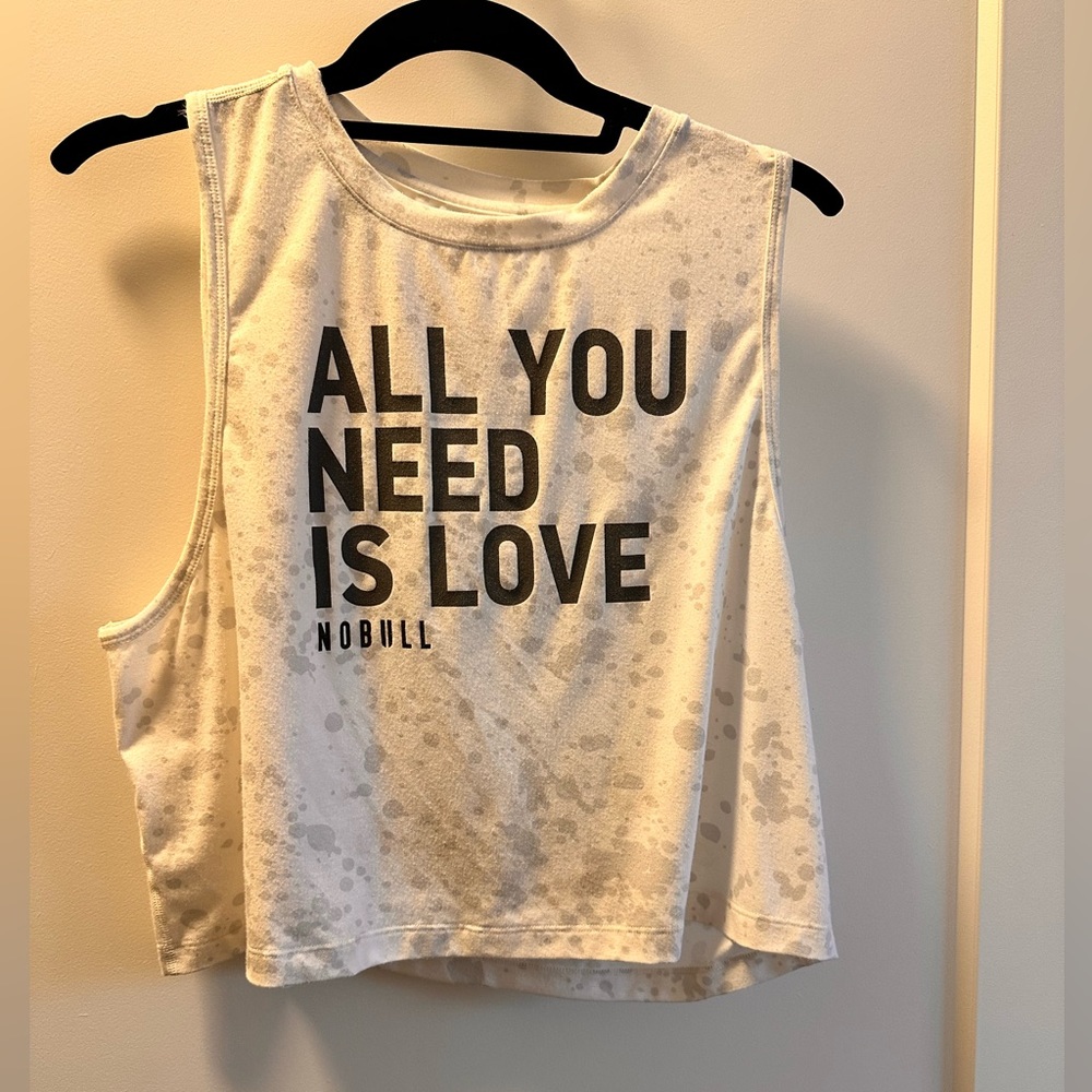 "All you need is love" women's Nobull tank